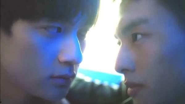 路过我年少时光的蓝色,回响在年少时光的岁月长河